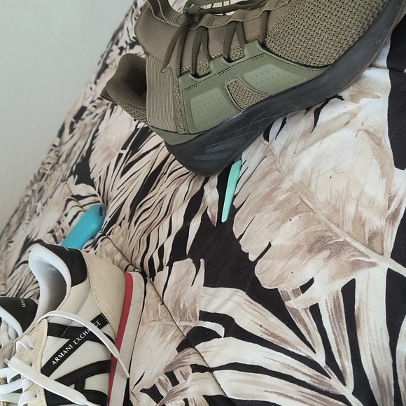 Shoes - Picture 2 of 2